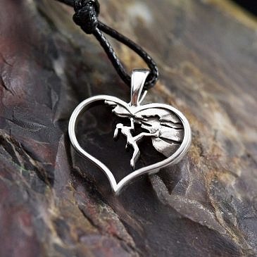 Pendant “Rock climbing girl”