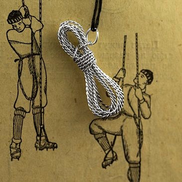 Pendant “Climbing rope”