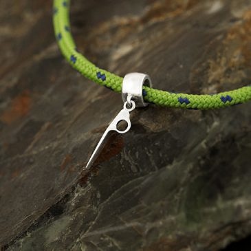 Charm Piton. Fit Bracelets, Bangles and Necklaces for climbers