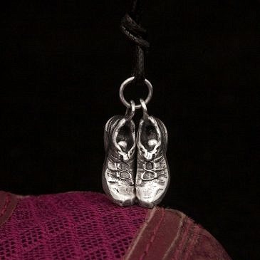 Pendant “Sneakers”